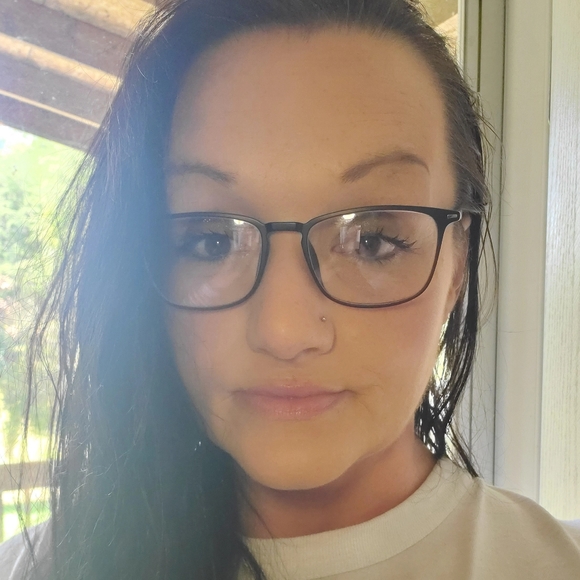 Meet your Posher, Jessica - Picture 11 of 16